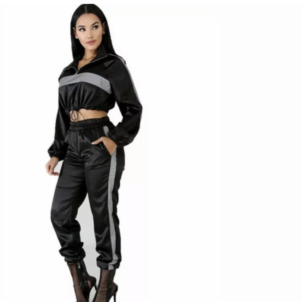 Two Piece Reflective Tracksuit LongSleeve Half Zip